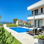 Spuga Brodarica (Sibenik-Knin)