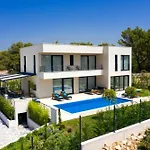 Spuga Villa Brodarica (Sibenik-Knin)