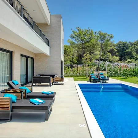 Spuga Brodarica (Sibenik-Knin)