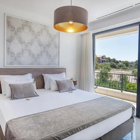 Villa Spuga Brodarica (Sibenik-Knin)