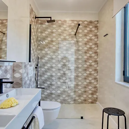 Spuga * Brodarica (Sibenik-Knin)