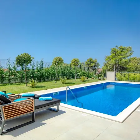 Spuga Villa Brodarica (Sibenik-Knin)