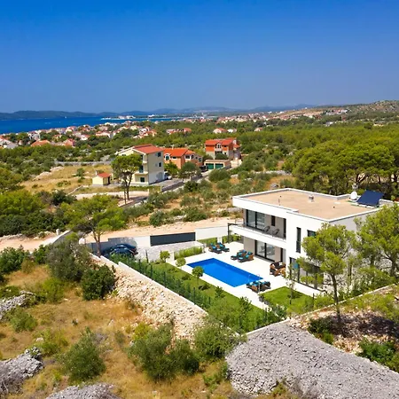 Villa Spuga Brodarica (Sibenik-Knin)